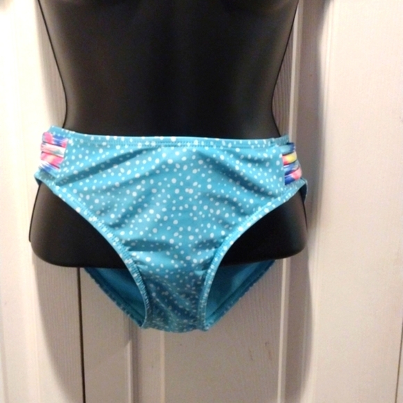Breaking Waves Girl's swim Bottoms 10/12 - Picture 2 of 4